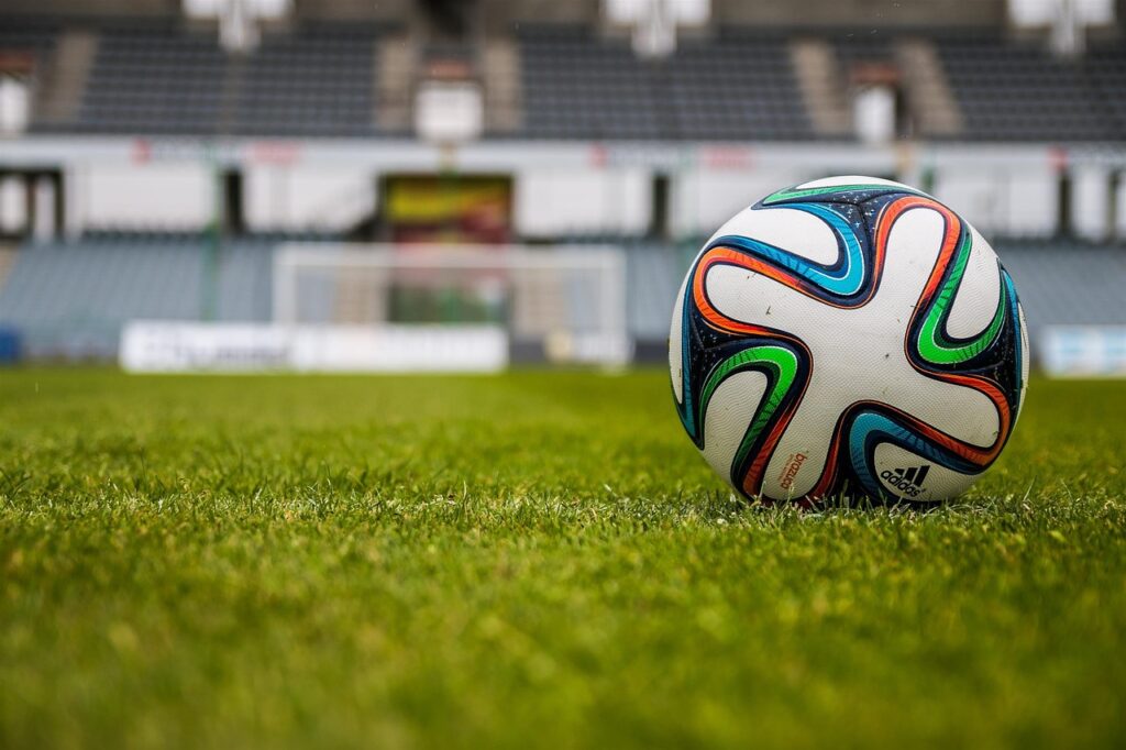 サッカーのACL断裂を予防するためには週に何回トレーニングすればいい？