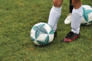 サッカーでACL断裂の予防から復帰までの流れとは？