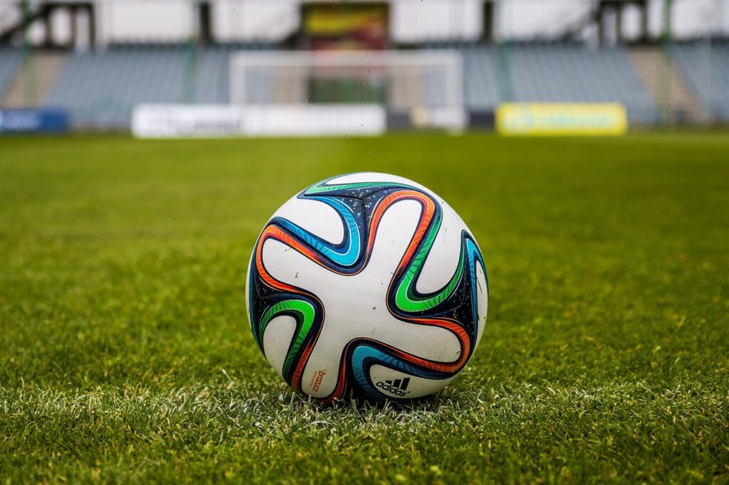 サッカーのACL断裂予防と競技復帰判定の目安は？